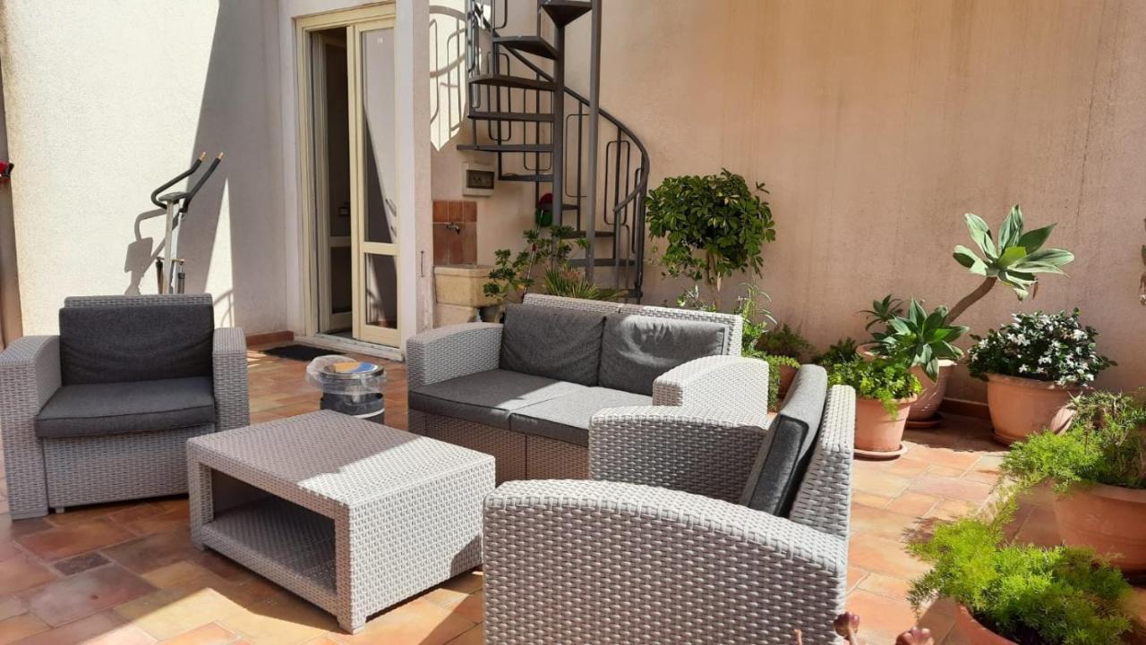 פאביננה Albergo Bouganville מראה חיצוני תמונה