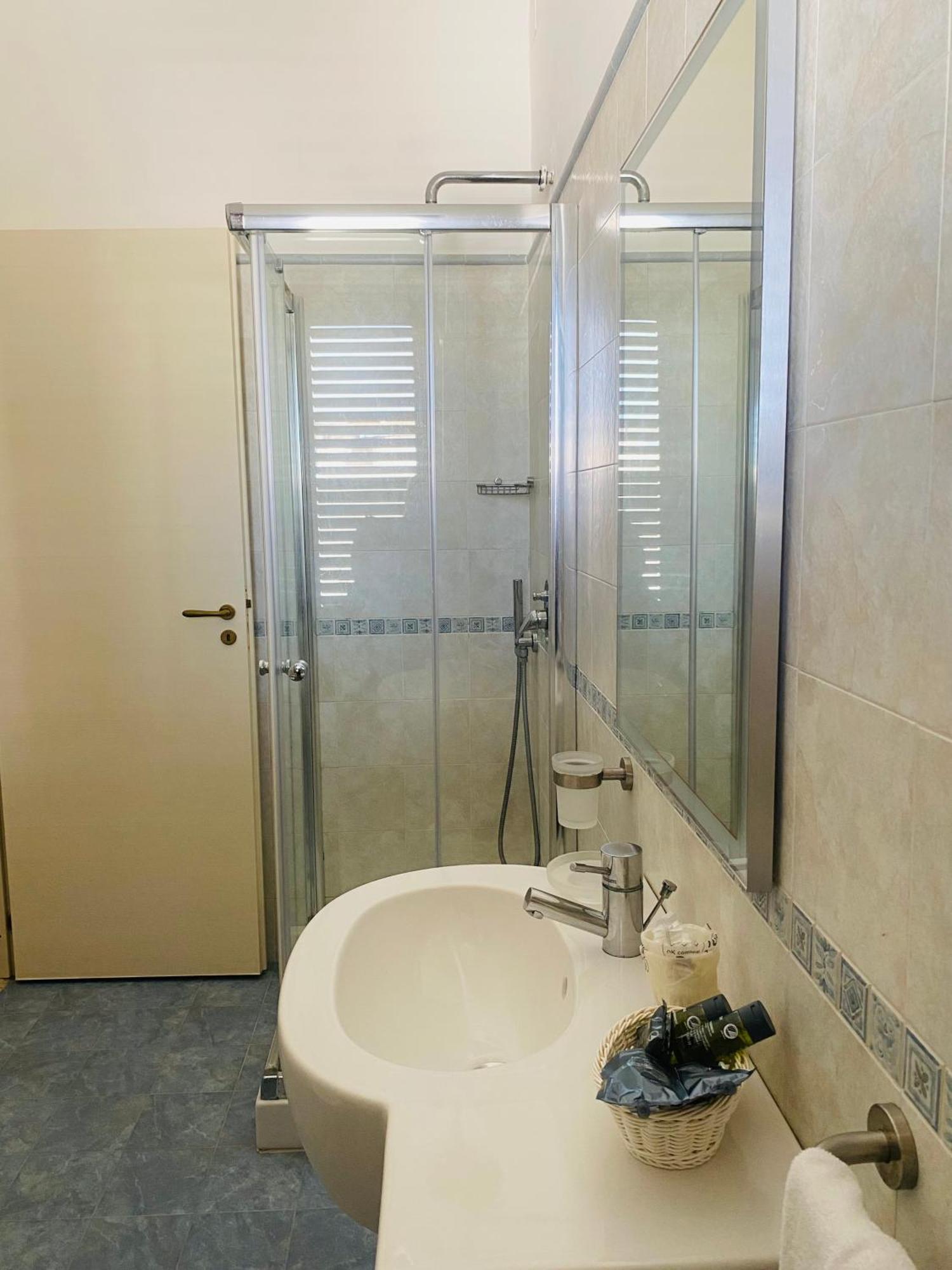 פאביננה Albergo Bouganville מראה חיצוני תמונה